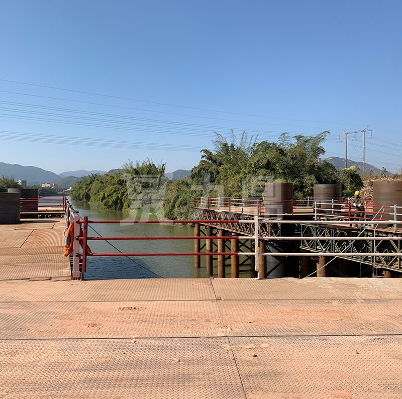 鋼平臺(tái)保證建筑物及施工安全